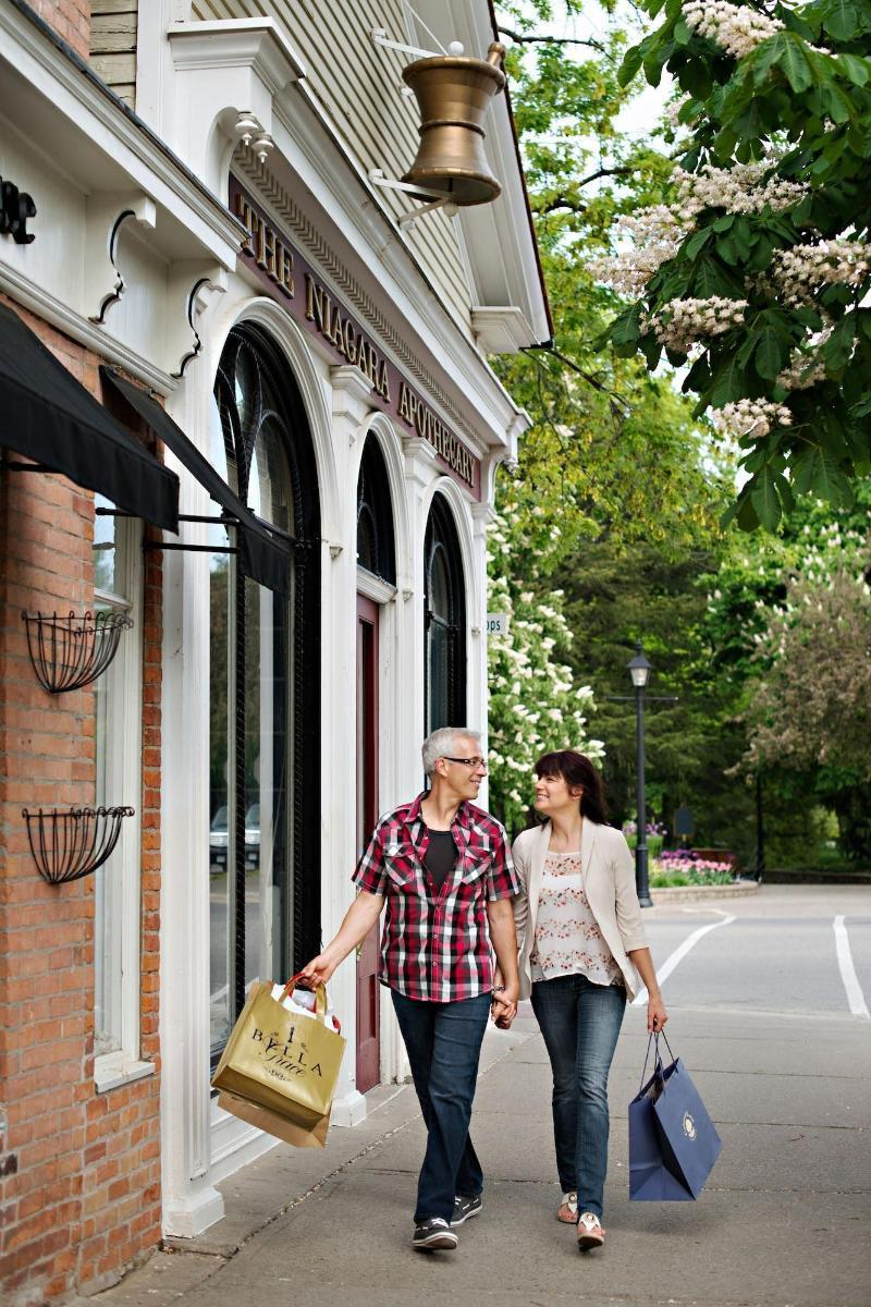 The Charles Hotel Niagara-on-the-Lake Bagian luar foto