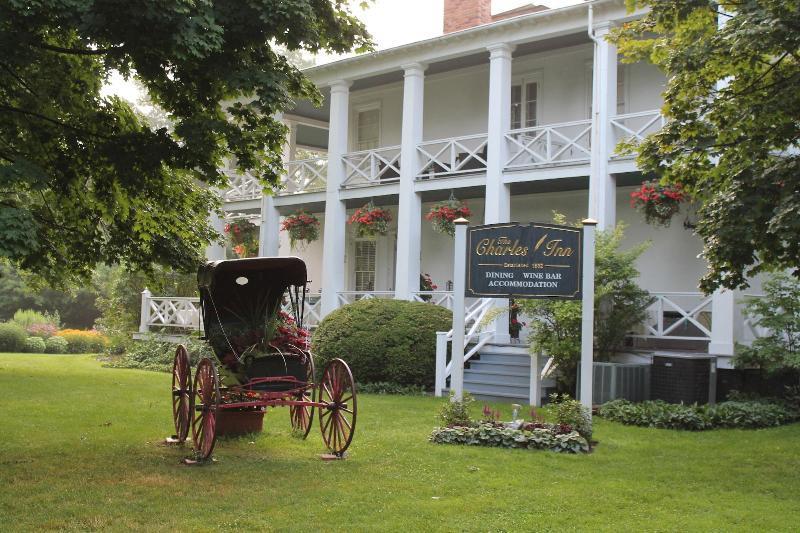 The Charles Hotel Niagara-on-the-Lake Bagian luar foto