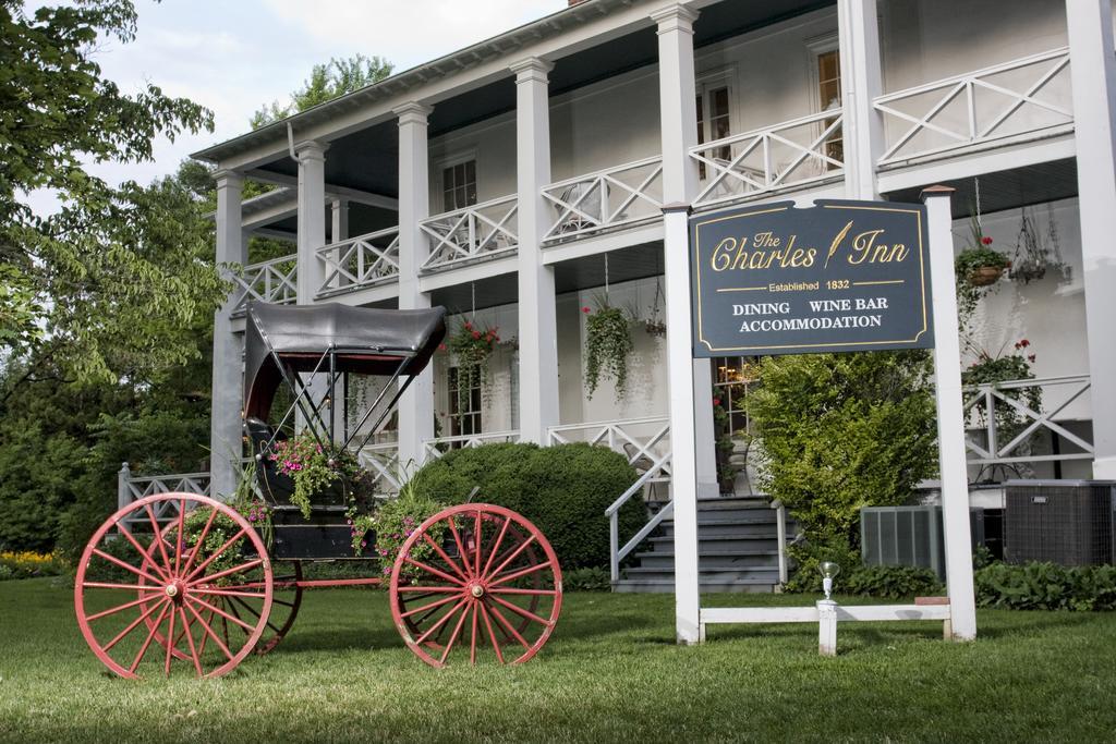 The Charles Hotel Niagara-on-the-Lake Bagian luar foto