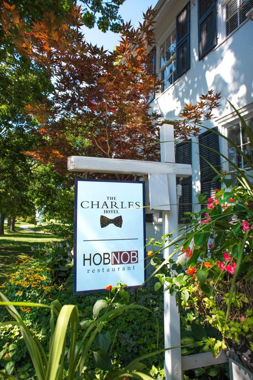 The Charles Hotel Niagara-on-the-Lake Bagian luar foto